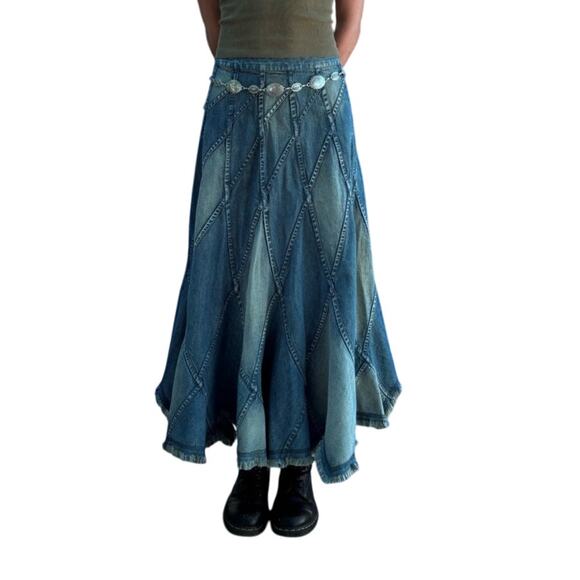 NWT Alice + Olivia Pierre Patchwork Midi Denim Skirt Size 4 Fringed Hem - Picture 1 of 9